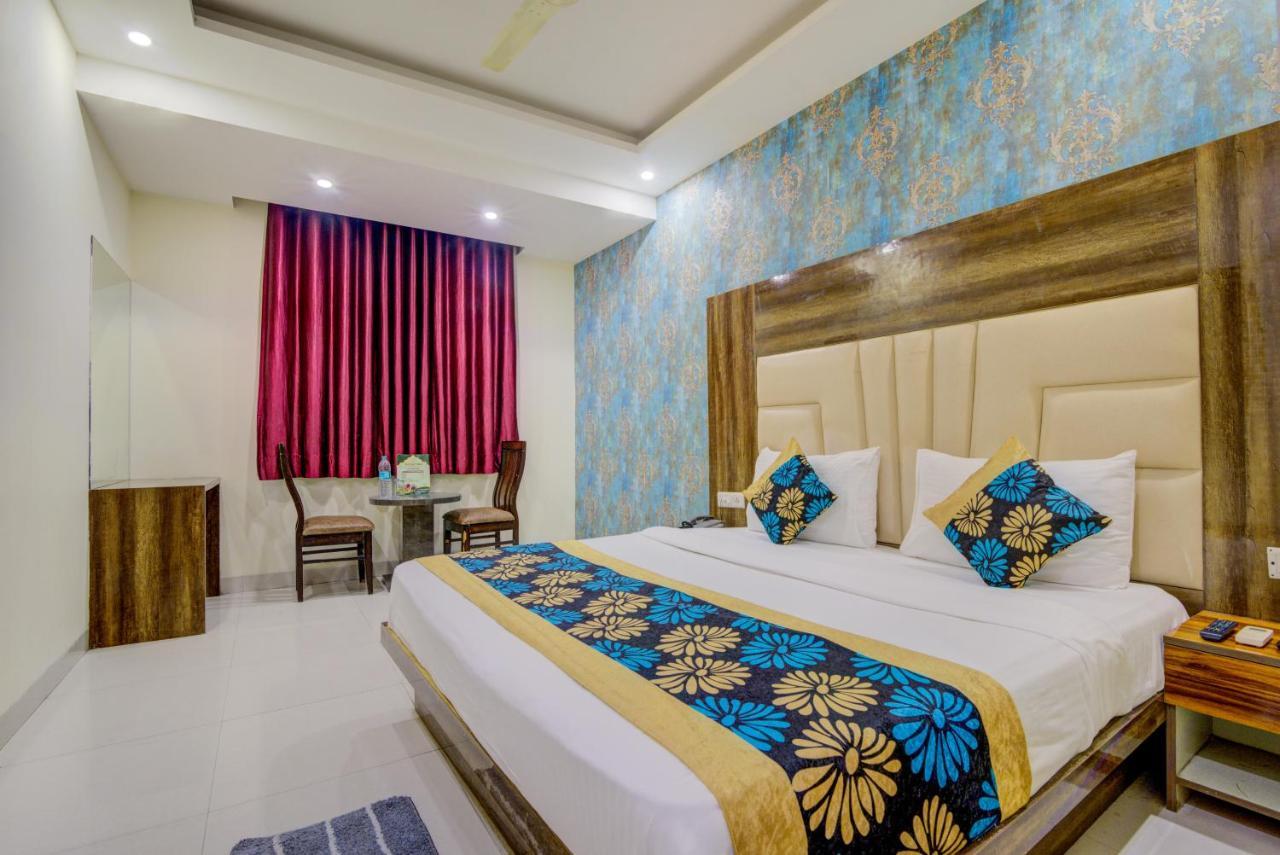 Hotel Smart Plaza Delhi Airport Nueva Delhi Exterior foto