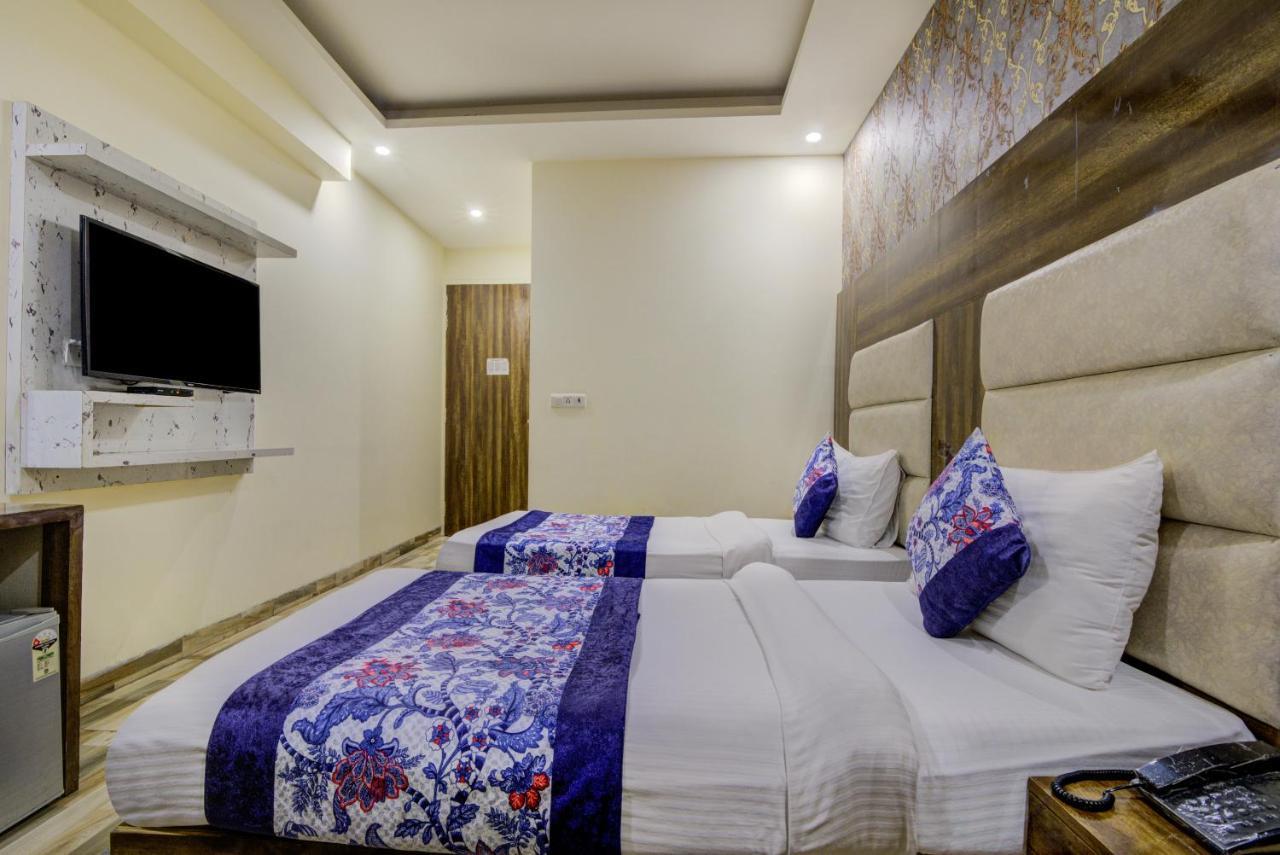 Hotel Smart Plaza Delhi Airport Nueva Delhi Exterior foto